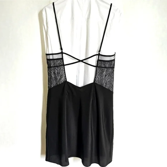 Calvin Klein Black Floral Lace Slip Dress - Picture 8 of 15